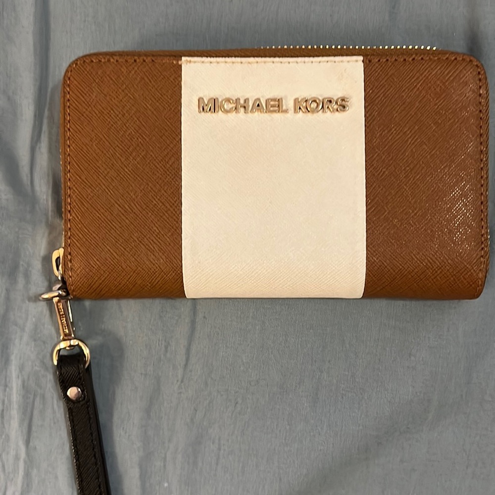 Michael Kors wallet